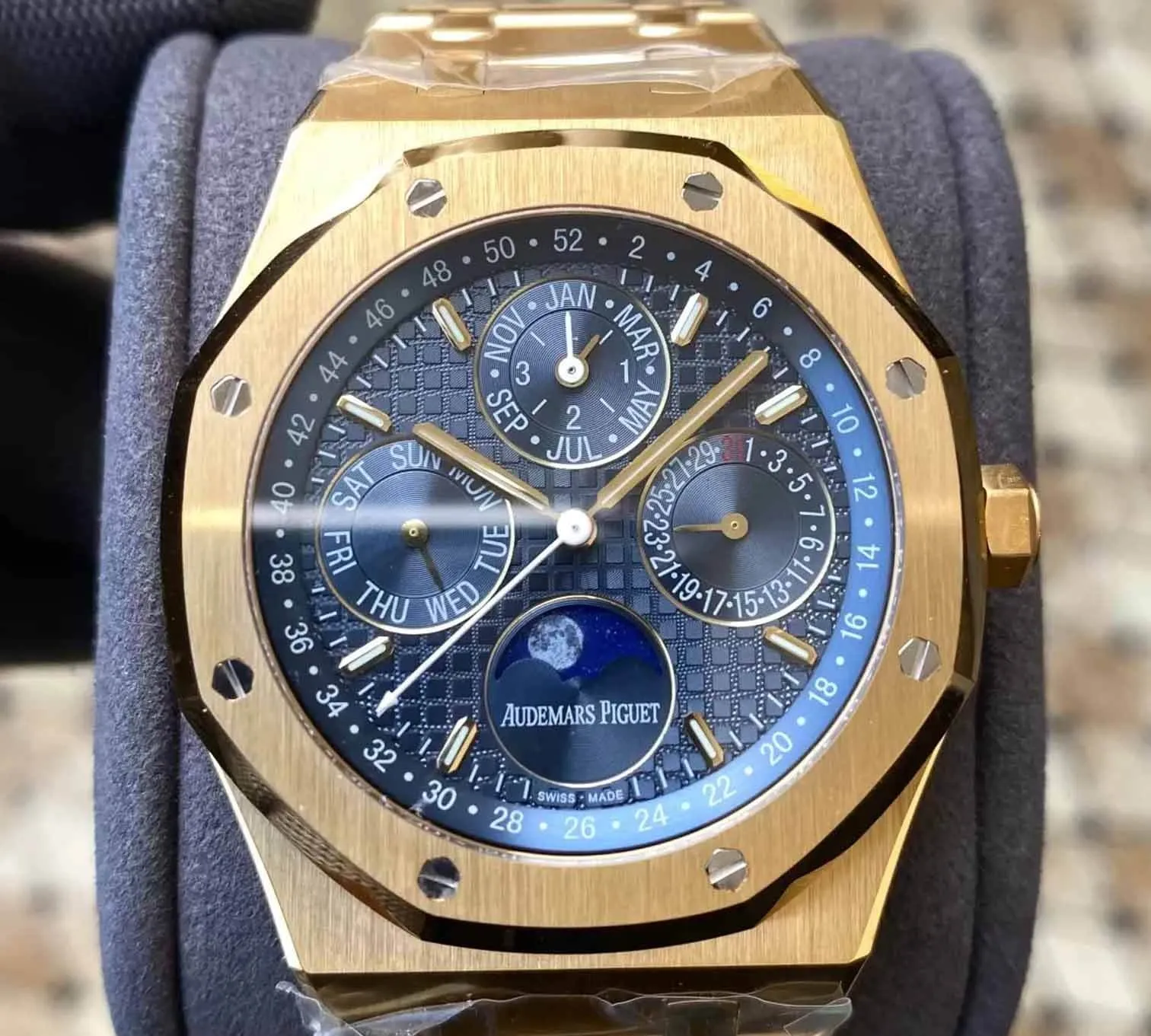 Audemars Piguet Royal Oak 26574BA.OO.1220BA.01 APS Factory 1:1 Best Edition Replica Watch Yellow Strap